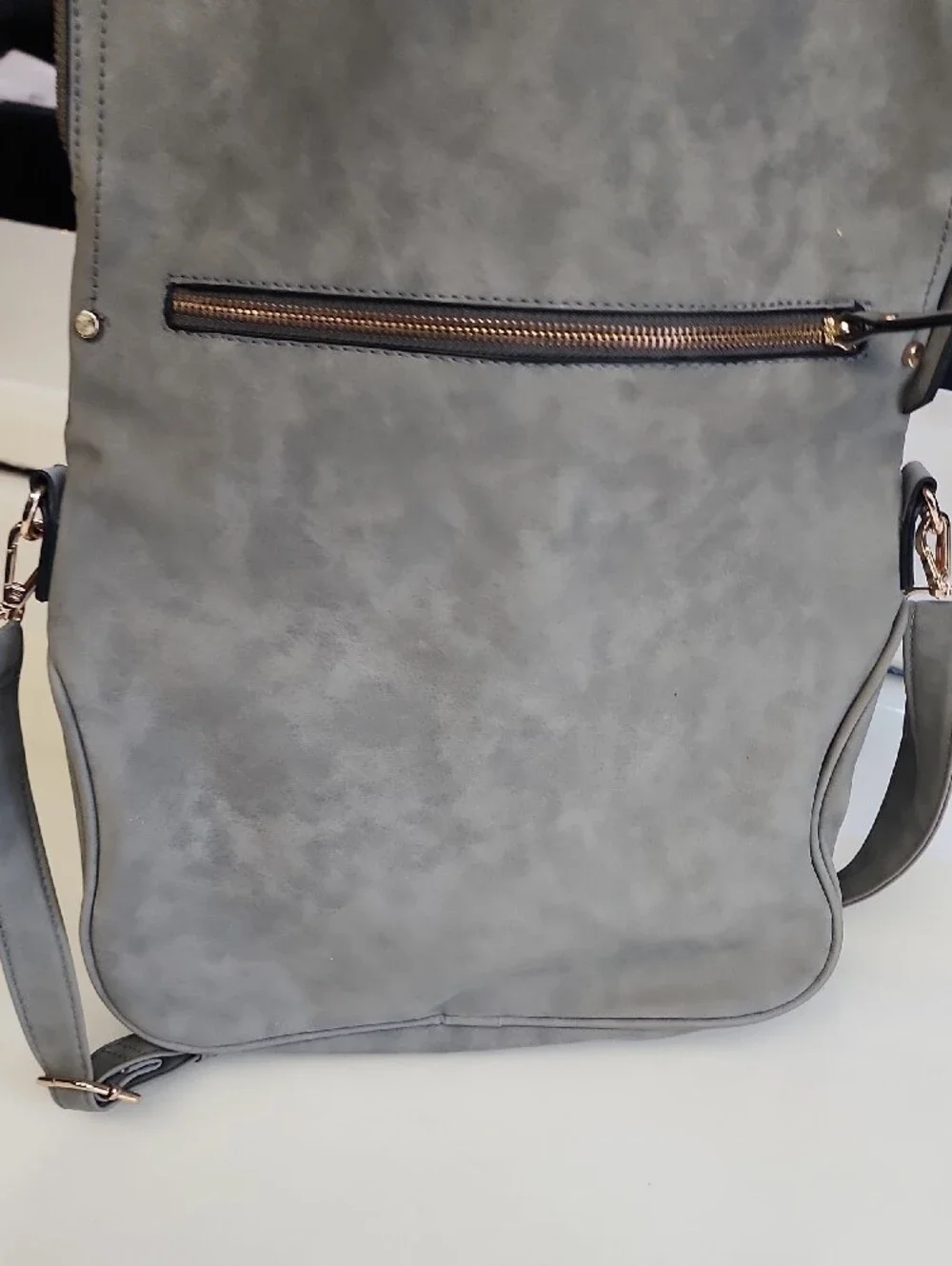 Modern Grey Crossbody Bag with Front Zip Pockets
